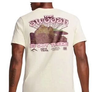 Nike Cream Short-Sleeve Trail Logo Tee UFO